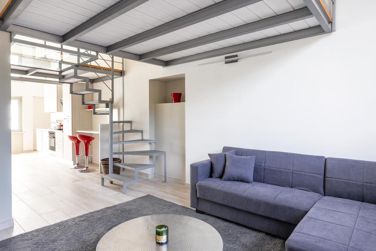 Navigli-Duomo Exclusive Design Loft Su Due Piani Con Wifi Apartment มิลาน ภายนอก รูปภาพ