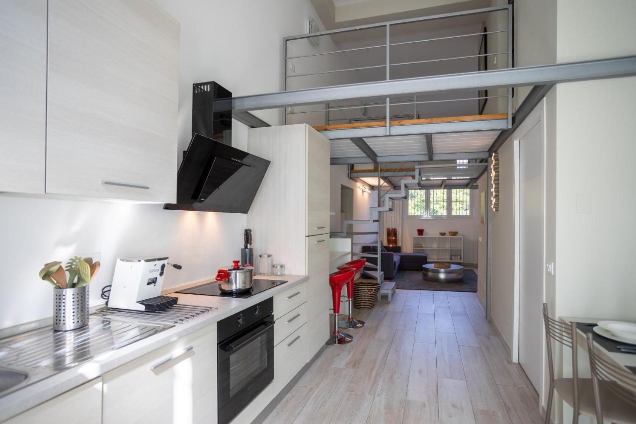 Navigli-Duomo Exclusive Design Loft Su Due Piani Con Wifi Apartment มิลาน ภายนอก รูปภาพ