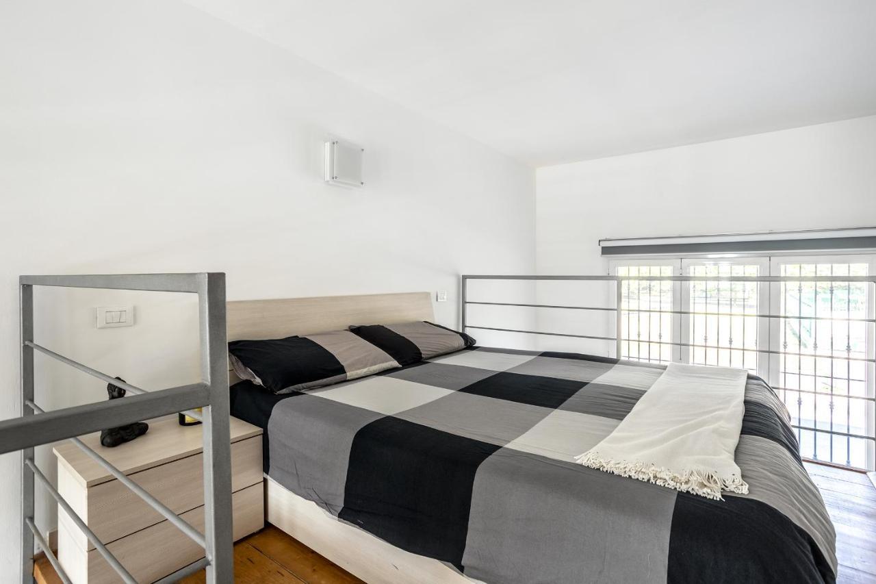 Navigli-Duomo Exclusive Design Loft Su Due Piani Con Wifi Apartment มิลาน ภายนอก รูปภาพ